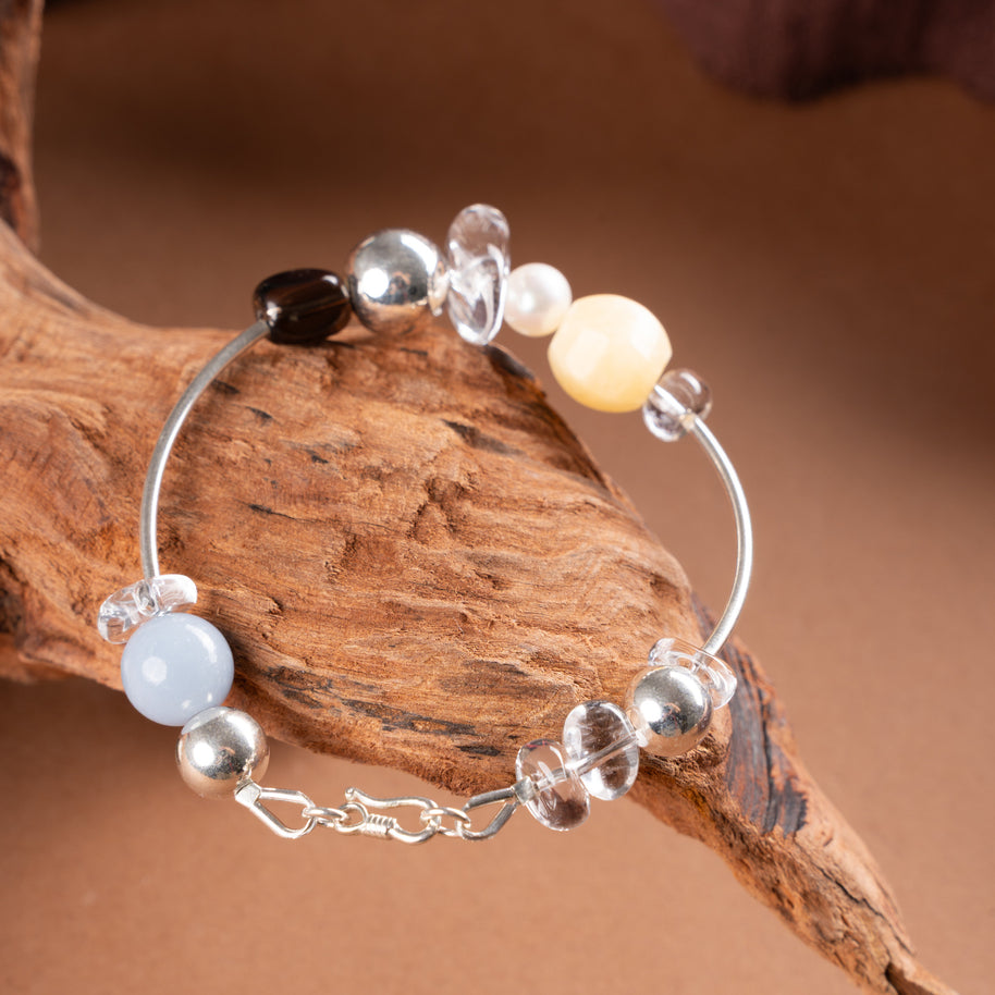 Wind Chimes — atmosphere image 1