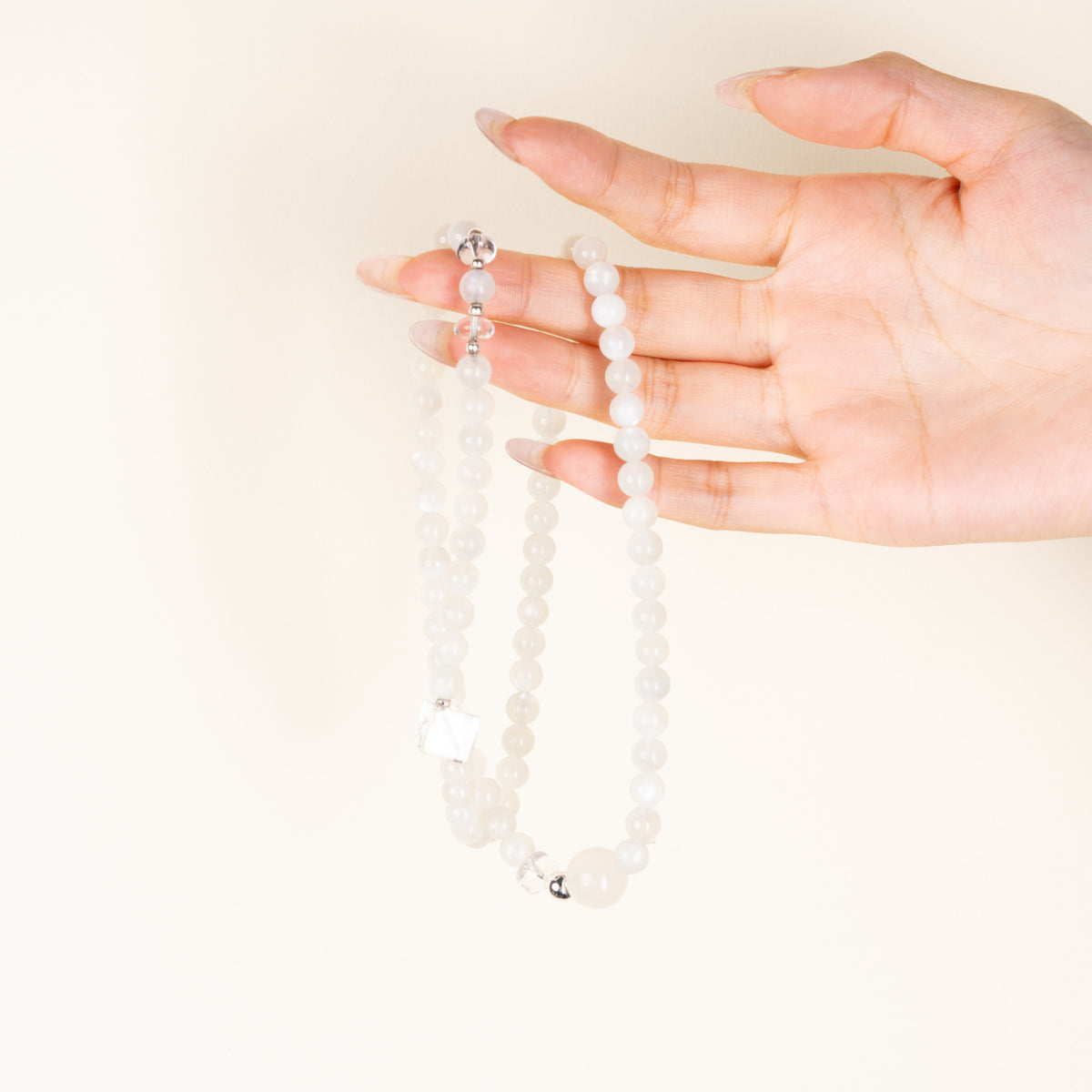 Held Moonlight — Detail view 6